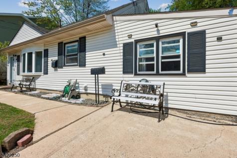 41 Pinetree Drive Sayreville NJ 08859