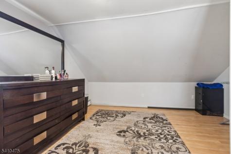 41 Pinetree Drive Sayreville NJ 08859