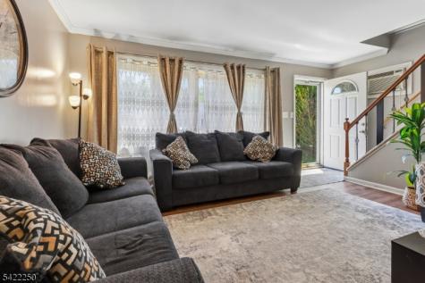 41 Pinetree Drive Sayreville NJ 08859