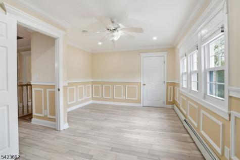 905 N Washington Avenue Green Brook NJ 08812