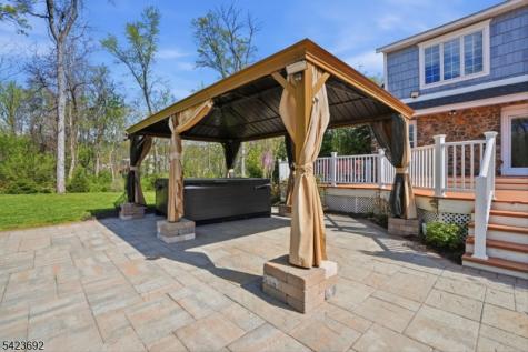 905 N Washington Avenue Green Brook NJ 08812