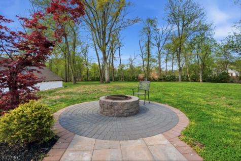 905 N Washington Avenue Green Brook NJ 08812