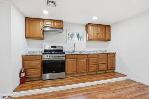 905 N Washington Avenue Green Brook NJ 08812