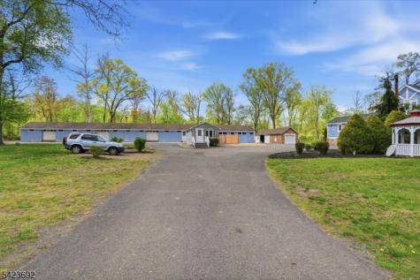 905 N Washington Avenue Green Brook NJ 08812