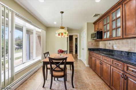 17 Edgewood Avenue N West Orange NJ 07052