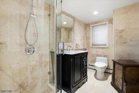 17 Edgewood Avenue N West Orange NJ 07052