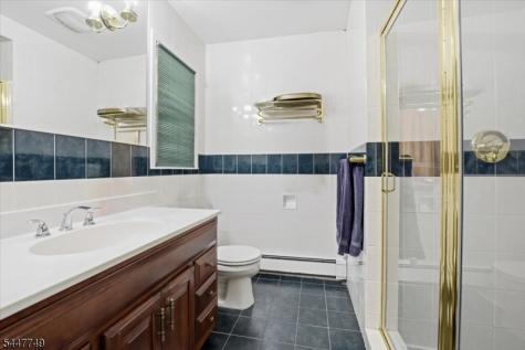 17 Edgewood Avenue N West Orange NJ 07052