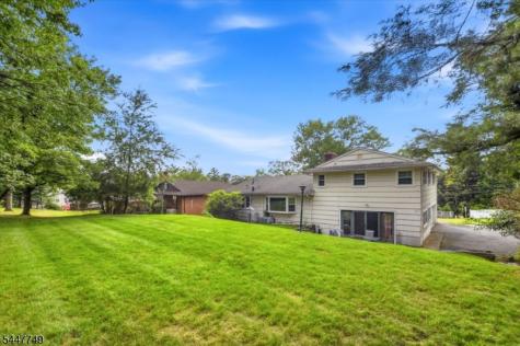 17 Edgewood Avenue N West Orange NJ 07052