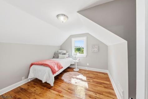 18 Lorelei Road West Orange NJ 07052