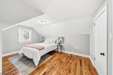 18 Lorelei Road West Orange NJ 07052