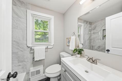 18 Lorelei Road West Orange NJ 07052