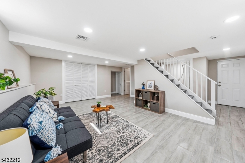 18 Lorelei Road West Orange NJ 07052