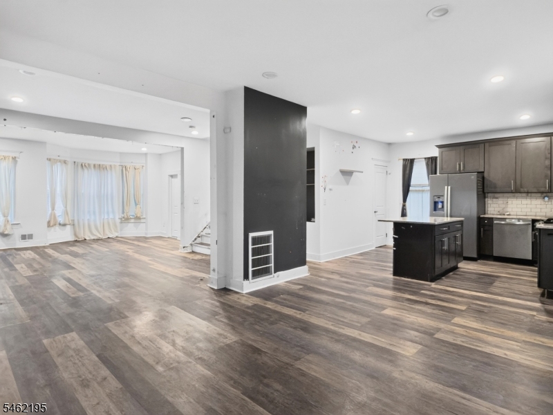 1323 North Avenue Elizabeth NJ 07208