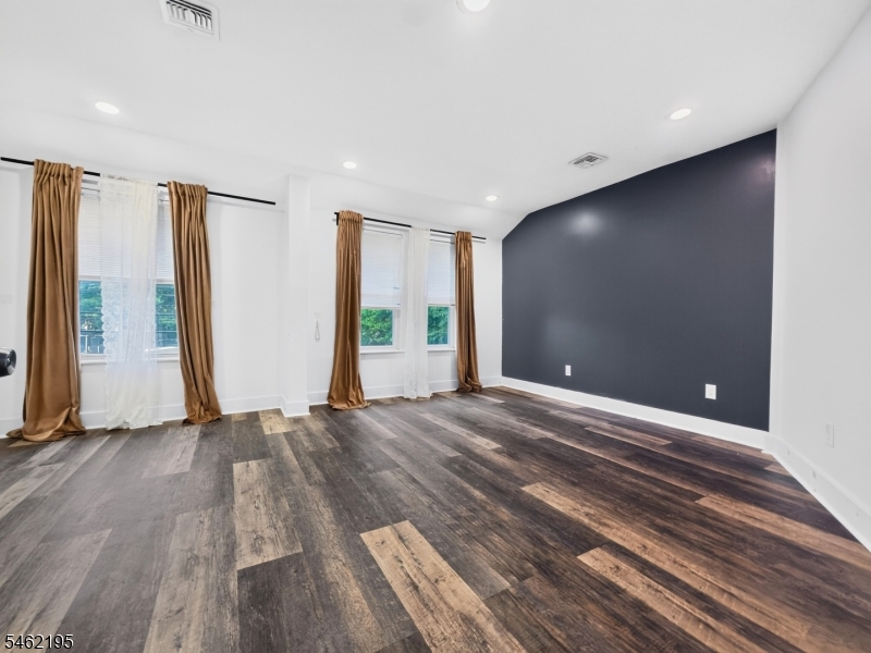 1323 North Avenue Elizabeth NJ 07208