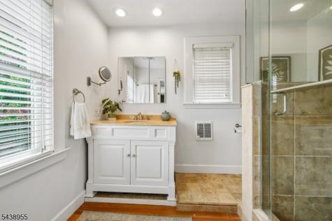 20 Euclid Place Montclair NJ 07042