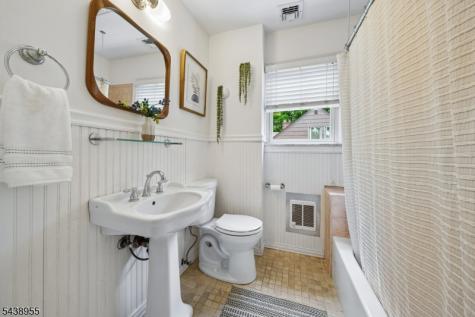 20 Euclid Place Montclair NJ 07042