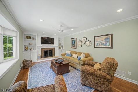 13 Mabro Drive Denville NJ 07834