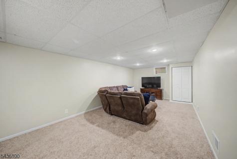 13 Mabro Drive Denville NJ 07834