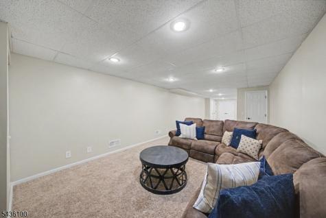 13 Mabro Drive Denville NJ 07834