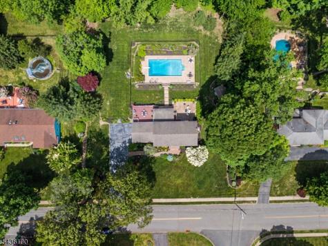 13 Mabro Drive Denville NJ 07834