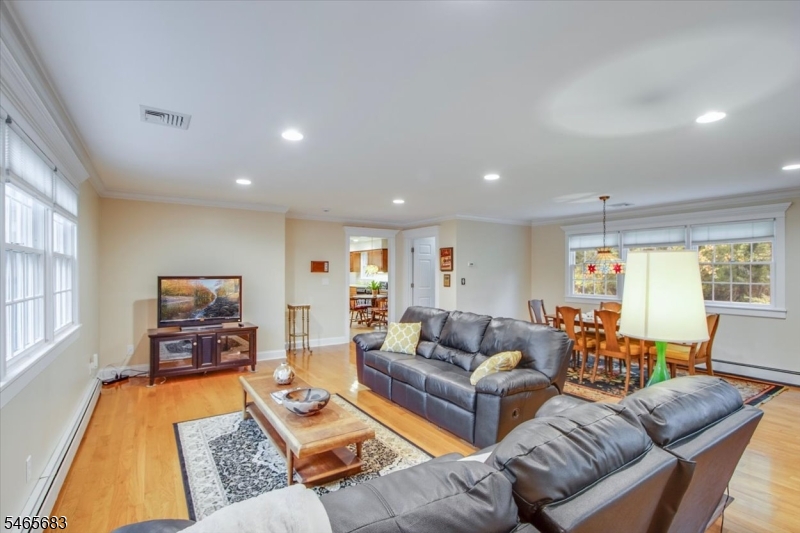 89 Cozy Lake Road Jefferson NJ 07438
