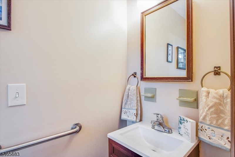 89 Cozy Lake Road Jefferson NJ 07438