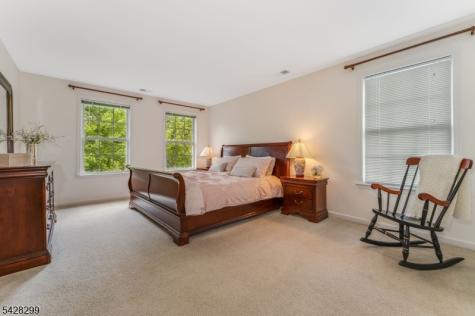 87 Crestview Drive Clinton NJ 08809