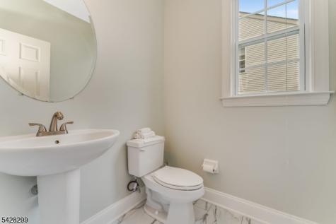 87 Crestview Drive Clinton NJ 08809
