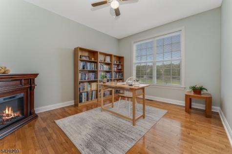 87 Crestview Drive Clinton NJ 08809