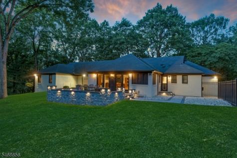 15 Sherwood Drive Watchung NJ 07069