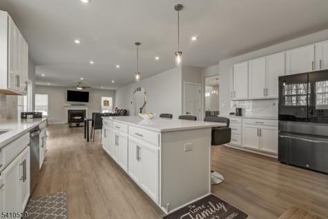 12 Esposito Lane Roxbury NJ 07850