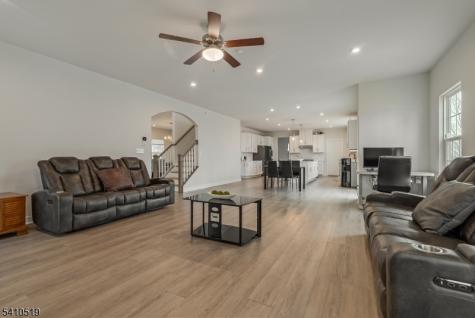 12 Esposito Lane Roxbury NJ 07850
