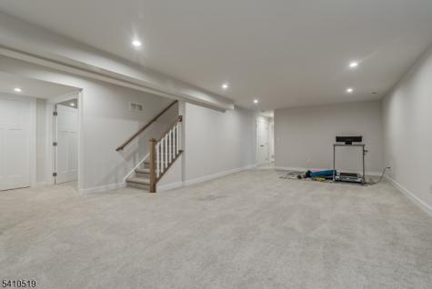 12 Esposito Lane Roxbury NJ 07850