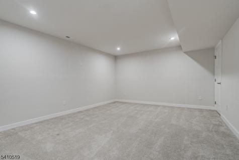12 Esposito Lane Roxbury NJ 07850