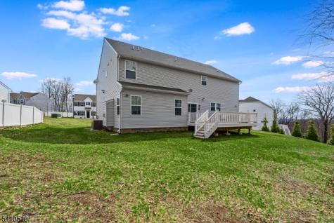 12 Esposito Lane Roxbury NJ 07850