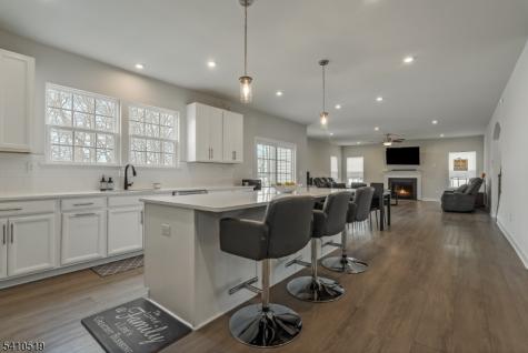 12 Esposito Lane Roxbury NJ 07850