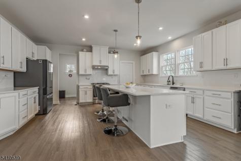 12 Esposito Lane Roxbury NJ 07850
