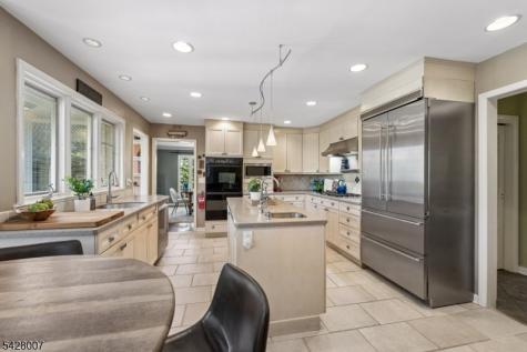 29 Knob Hill Drive Summit NJ 07901