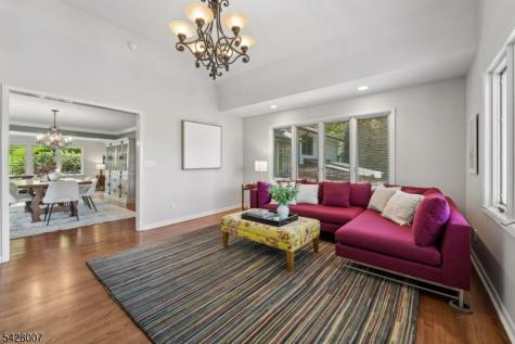 29 Knob Hill Drive Summit NJ 07901