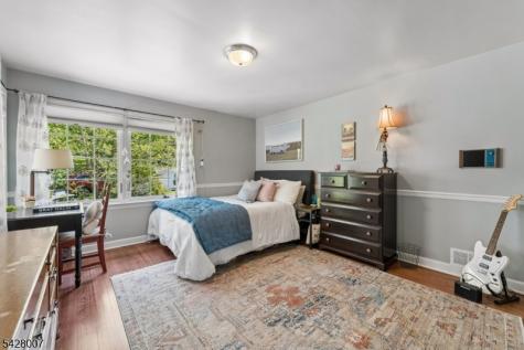 29 Knob Hill Drive Summit NJ 07901