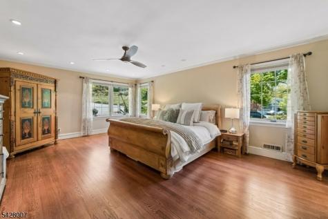 29 Knob Hill Drive Summit NJ 07901
