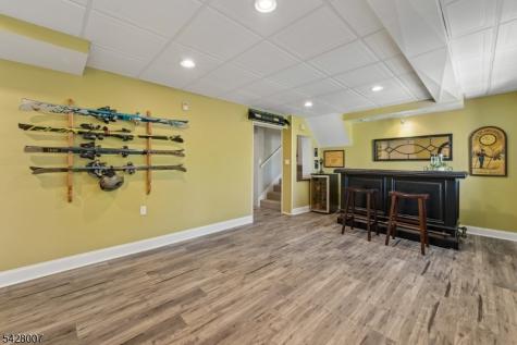 29 Knob Hill Drive Summit NJ 07901
