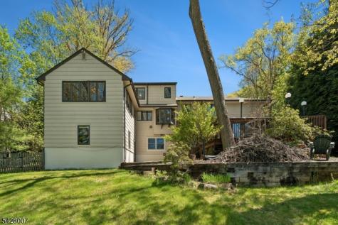 29 Knob Hill Drive Summit NJ 07901