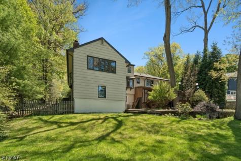 29 Knob Hill Drive Summit NJ 07901