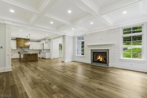 8 Cobblestone Court Warren NJ 07059