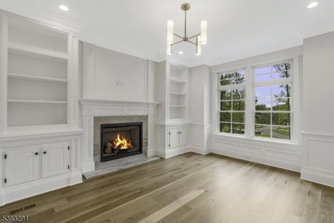 8 Cobblestone Court Warren NJ 07059