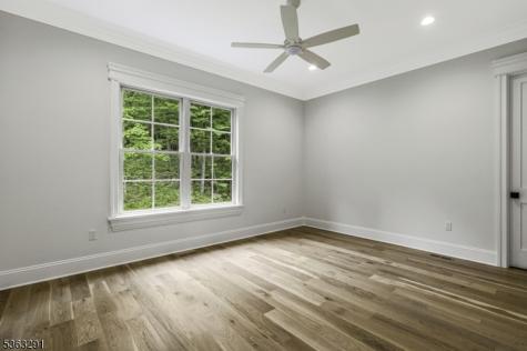 8 Cobblestone Court Warren NJ 07059