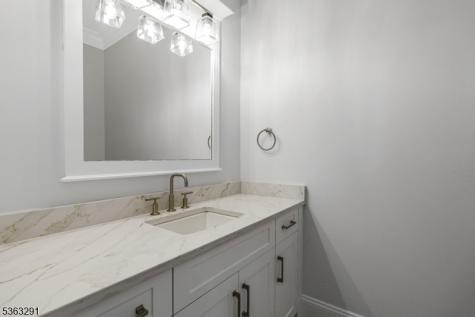 8 Cobblestone Court Warren NJ 07059
