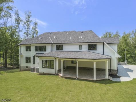 8 Cobblestone Court Warren NJ 07059