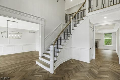 8 Cobblestone Court Warren NJ 07059